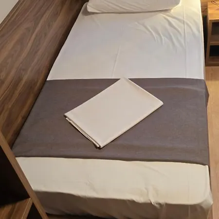 Drei Schweizer Apartamento *