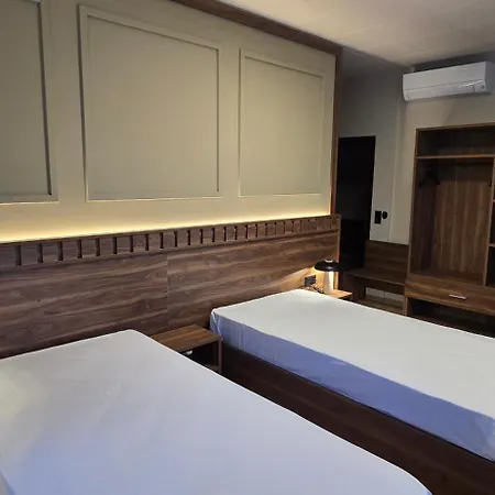 Drei Schweizer Apartamento *