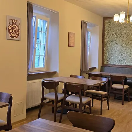 Drei Schweizer Apartman